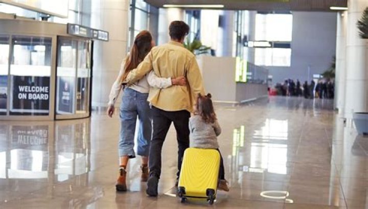 8 essential airport survival tips for Ontario flyersa 8 essential airport survival tips for Ontario flyersa