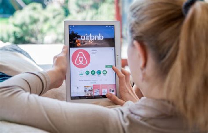 abnb ipo