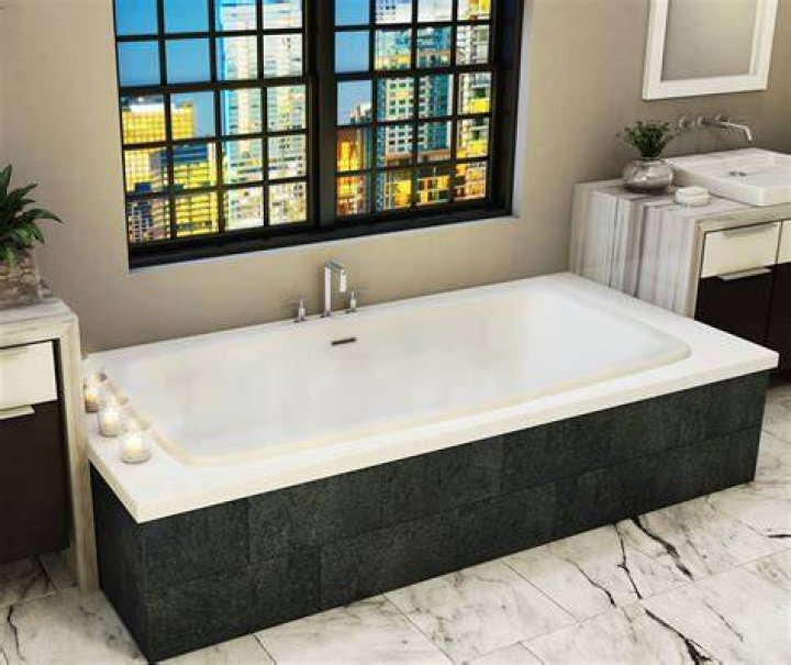 center drain bathtub