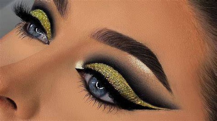 eye makeup