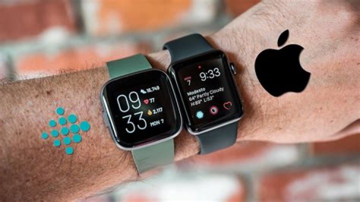 fitbit versa 2 vs apple watch