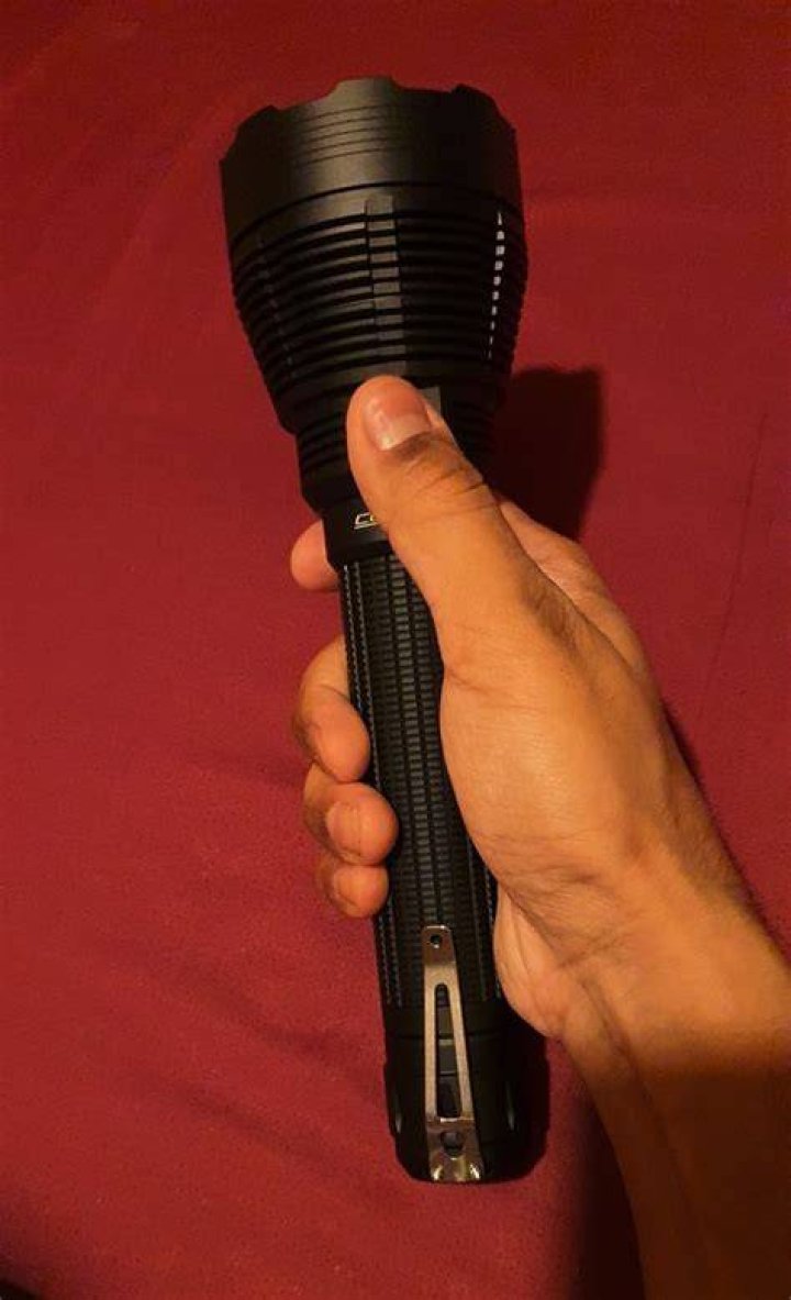 flashlight please