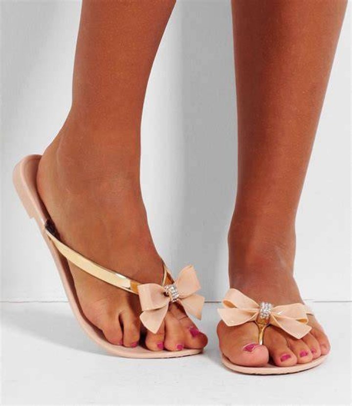 Flip flop sandals