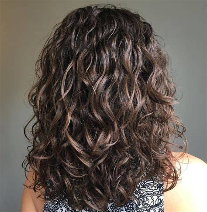 hair salons that do perms near me