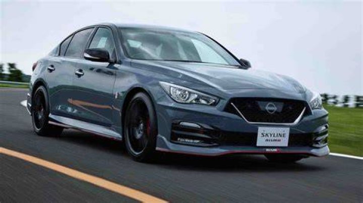 infiniti skyline