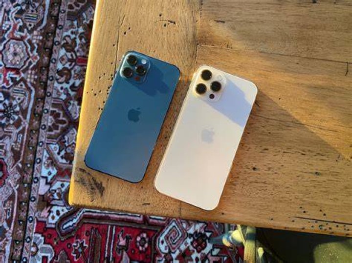 iphone 12 pro vs 12 pro max