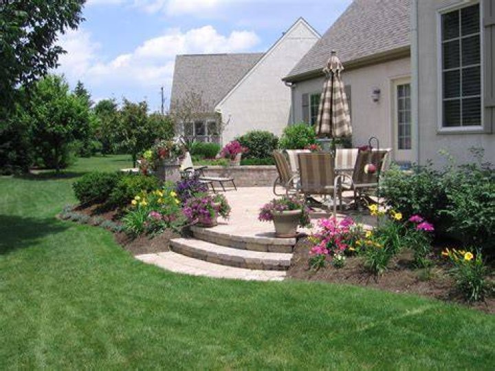 landscaping around patio