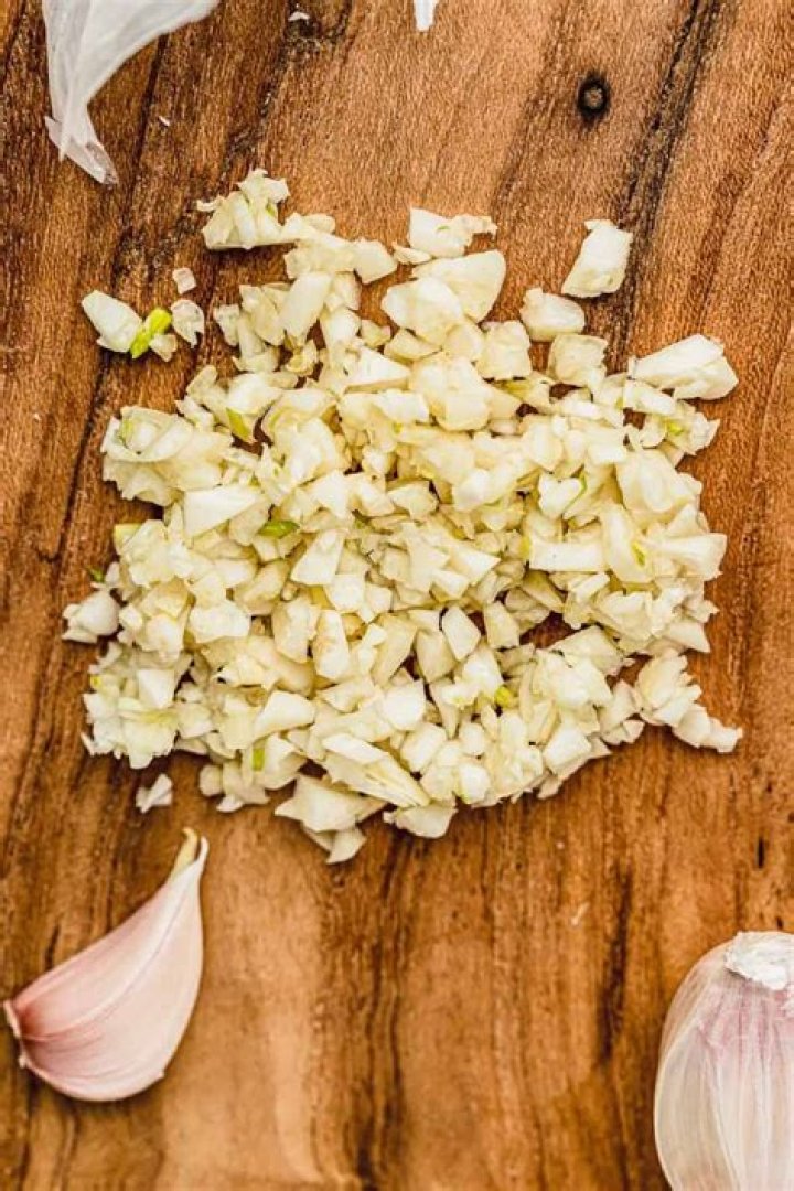 Minced garlic