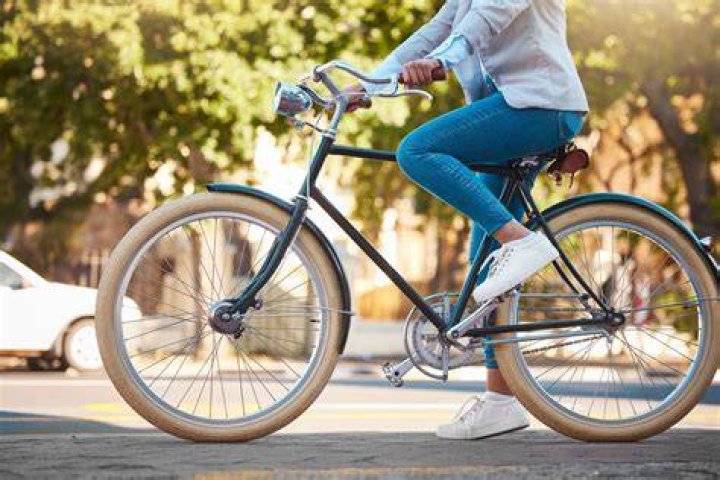 Question: Is It Possible To Keep Up With A Bicycle If You Use Rollerblades