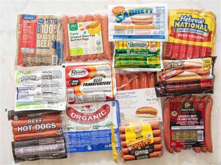 Quick Answer: How Many Hot Dog Weenies In A Package