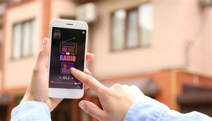 radio on phone