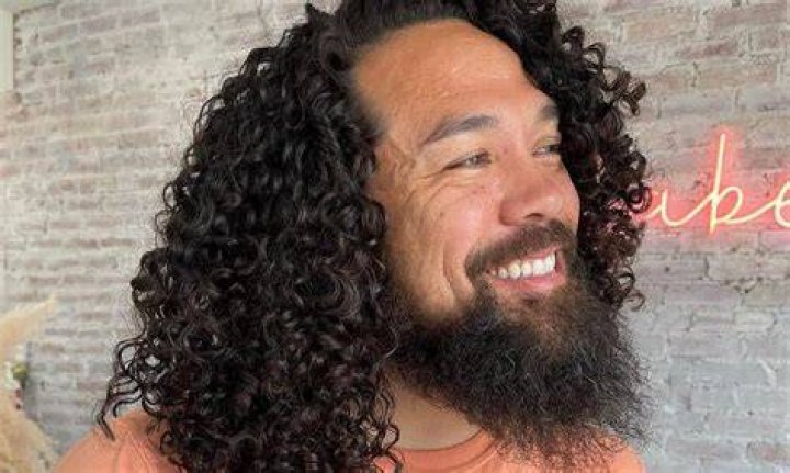 shampoo for curly hair men