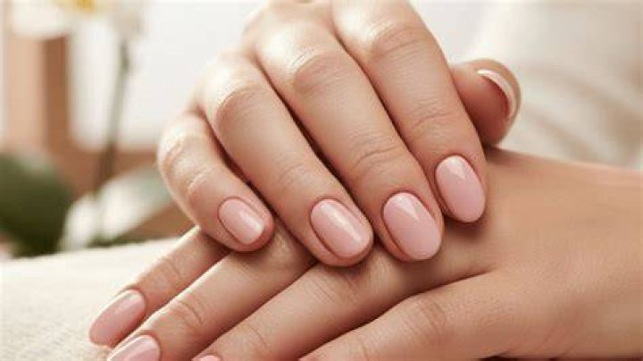 Shellac Manicure