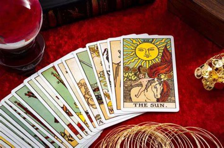 tarot card reading
