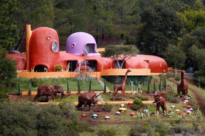the flintstone house